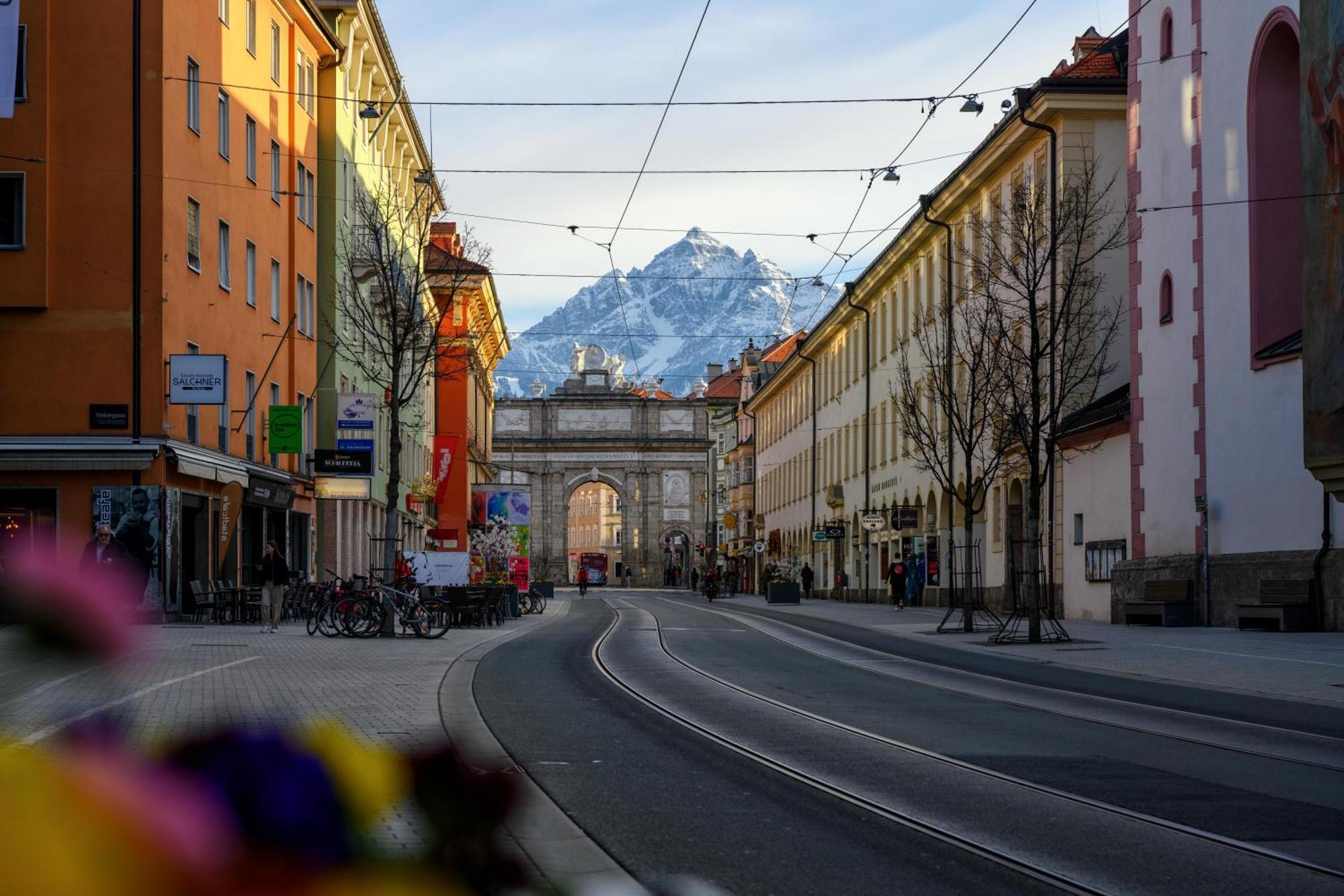 Binders Budget City-Mountain Hotel Innsbruck Exteriör bild